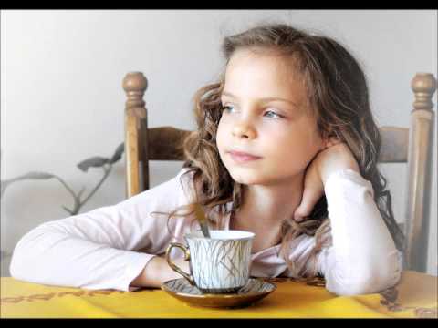 Mariuca Enache - Aura Urziceanu - Mai ramai si nu pleca - Cover