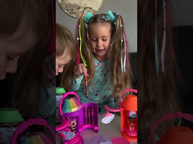 Ігровий набір з лялькою L.O.L. Surprise! серії Crayola" – Кольоринки"