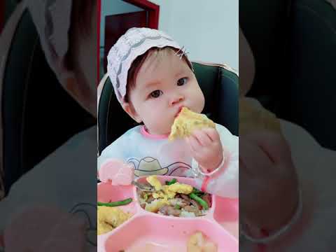 Sóc chuột nhỏ Siyu ăn ngon miệng, đáng yêu - Baby China - Tiktok Trung Quốc Chanel #86