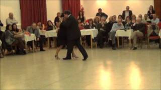 MARIA DEL CARMEN ROMERO Y JORGE DANIEL DISPARI BAILANDO OIGO TU VOZ EN VIDA MIA