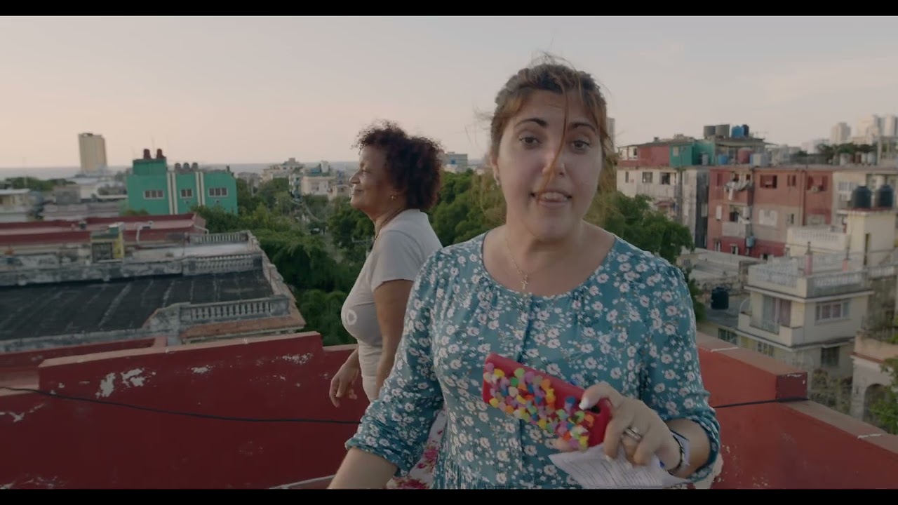 TRAILER OFICIAL