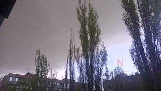 Буря дошла до Николаева: горожан призывают по возможности не выходить на улицу (видео)