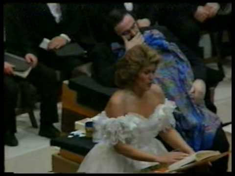 Dame Kiri Te Kanawa in Otello-Concert with Sir Georg Solti, Luciano Pavarotti & Leo Nucci - II