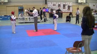 preview picture of video 'Ilayda Er Taekwondo Türk SV Bobingen TKD 13.12.14'