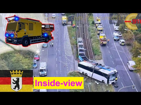 [BERLIN] ManV! Alarmiert: Alles was geht| VU Reisebus | Turmwagen Einsatzfahrt | Inside-view 053