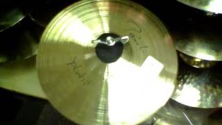 Video thumbnail for Paiste 8" Signature Splash Cymbal by explorerspercussion
