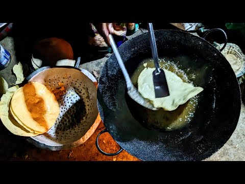 The process of making delicious roadside papad fritters