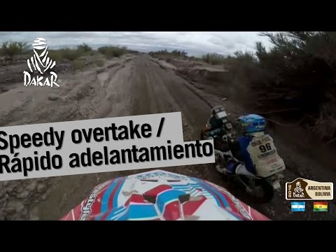 Speedy overtake / Rápido adelantamiento / Dépassement à vive allure - Stage 11 - Dakar 2016