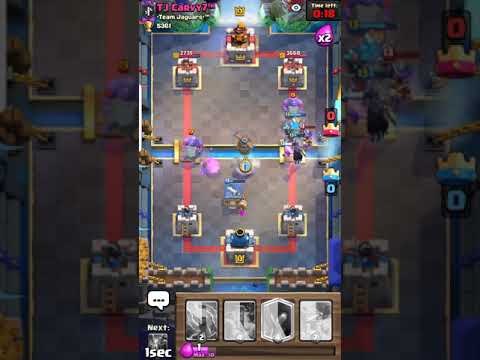 Golem Barb Hut vs Giant Minipekka Mus. A hard match up