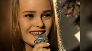 Dave Stewart + Vanessa Paradis - Walk On The Wild Side (Lou Reed cover) ReMastered