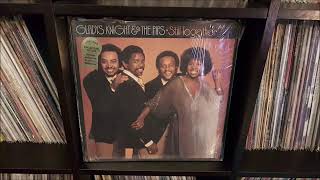 Gladys Knight &amp; The Pips Walk Softly
