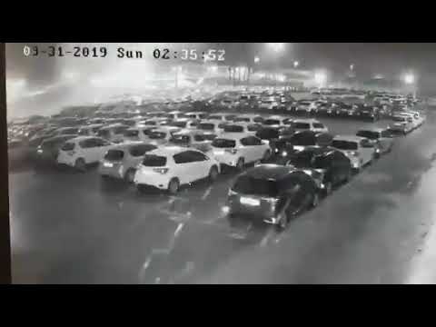 شاهدوا بالفيديو: تطاير السيارات الجديدة في ميناء حيفا بسبب الأجواء العاصفة