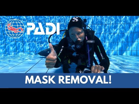 HOW TO perform a MASK REMOVAL and REPLACEMENT | PADI SCUBA SKILLS