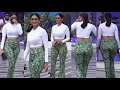 UFF SOO Big Mrunal Thakur FlaunNts Her HUge BoOm Exy Figure In White Top Green Printed Pants