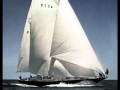 Hommage  à  Eric   TABARLY        " Pierre  BACHELET -  le voilier noir   "