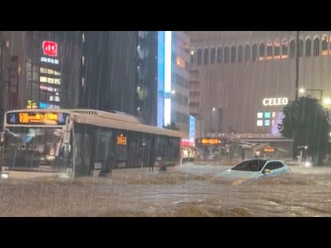 Tragedy in Tokyo tonight! Millions of cubic gallons of water turned highway into rivers in Hachioji