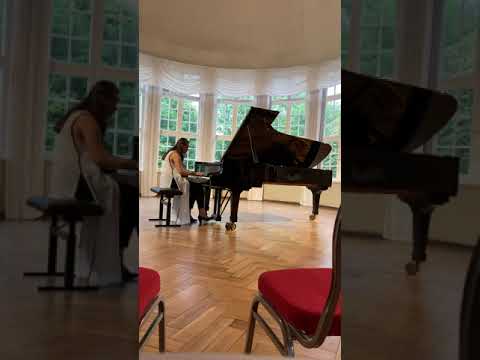 L. Beethoven: 12 Variations on “Menuet a la Vigano” / Germany:Weimar / Ekaterina Vinyarskaya