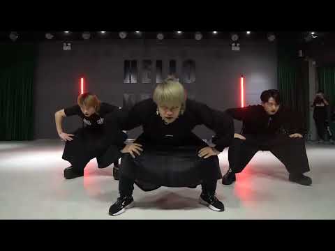 Tokyo Gegegay - Happy New Year 2016 Dance