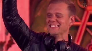 Avicii &amp; Nicky Romero - I Could Be The One (Roben Remix)