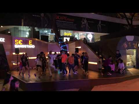 KPOP Dance Off Vol 106: TWICE - Yes or Yes