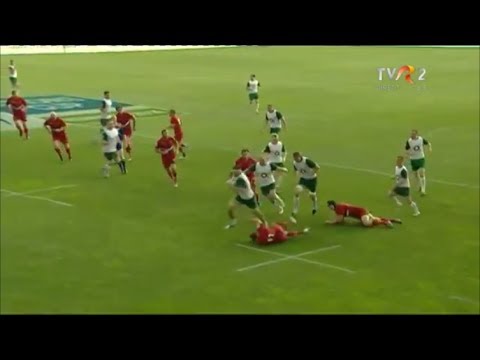 Russian tackles fall off Robin Copeland like he's made of teflon