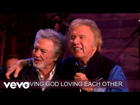 Loving God, Loving Each Other (Lyric Video / Live At Studio C, Gaither Studios, Alexand...
