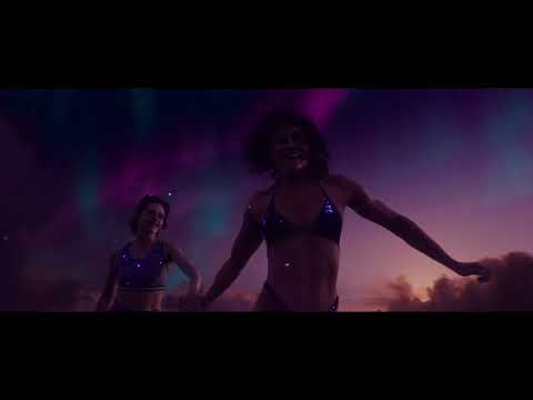Trailer shot implying bodies and guns underscored by the Love Lies Bleeding soundtrack