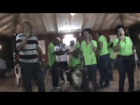 Zoyoyo su Grupo na Kas Stripan & Pincho Kantando