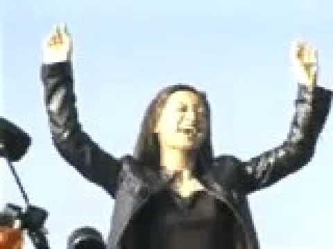 Tomiko Van Making of Lavenus Hair Care CM