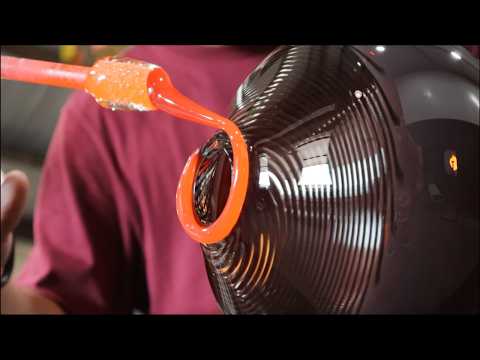 Full Glassblowing Process Demonstration: Twisted Cane Encalmo Basket Vase