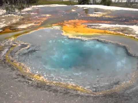 Yellowstone geysers & hot springs (part 1)