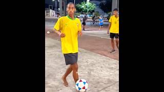Ronaldinho Jr just broke the internet again 🇧🇷⚽️