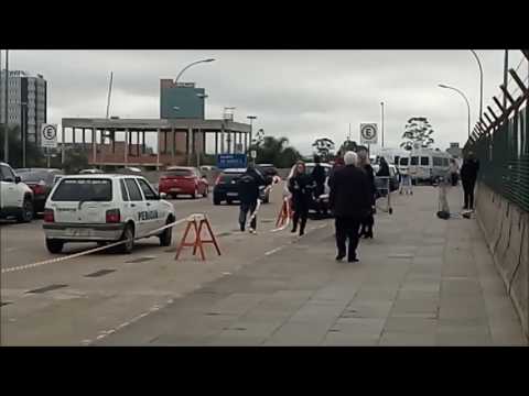 Polícia e perícia fazem reconstituição de crime no aeroporto