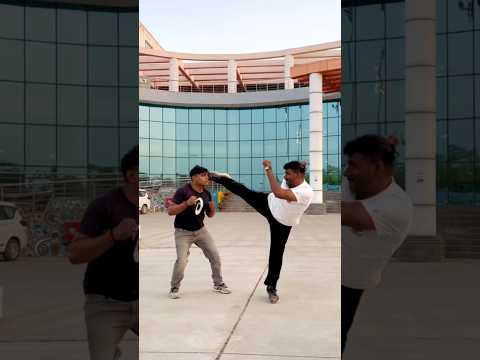 Master the Parfect FEINT-ROUND Kick in 5 Seconds 💥 #shorts #sidekick #martialarts