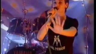 Sinéad O&#39;Connor- Fire on Babylon