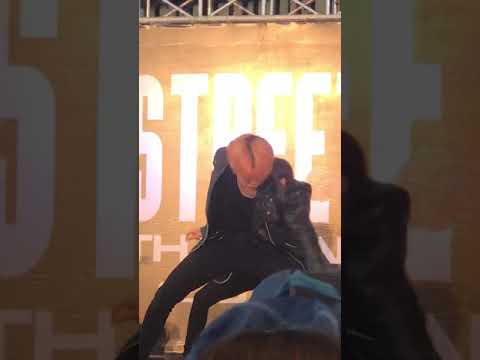 🍵 [ FanCam ] 1TRACK P’MILK | @Future_Park_Rangsit_2019.05.11