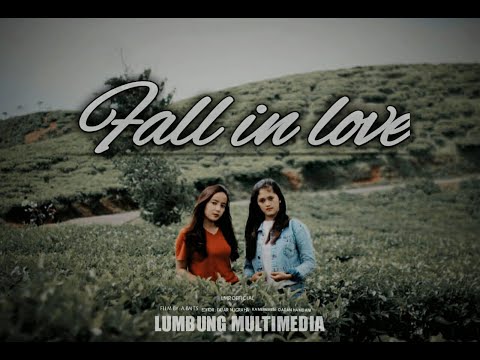 film-komedi-viral-2020-fall-in-love-1