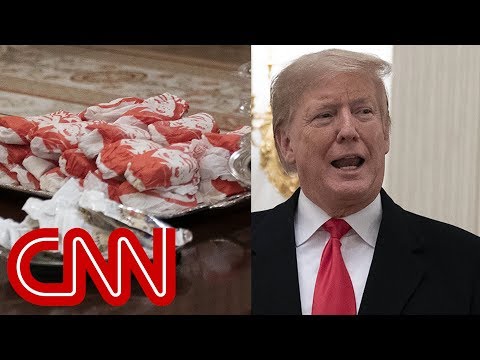 Trump caters fast-food feast for Clemson Tigers