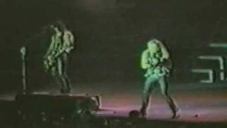 Motley Crue - She Goes Down (live 1989) Milan, Italy