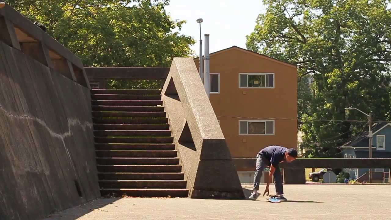 Georgie Tsushima: Garfield Blunt Slide Uncut