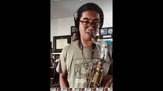 10MFAN ARTIST Reggie Padilla burning some “Cherokee” on his 10MFAN Robusto tenor sax mouthpiece ￼