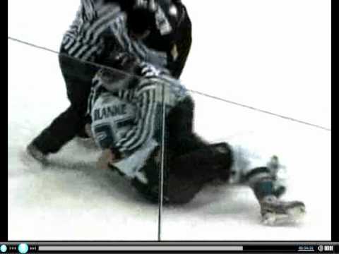 Andy Blanke vs Sena Acolatse