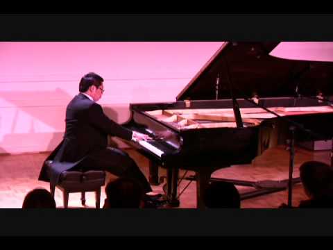 David Chin plays Beethoven Sonata Op 10 No 3 in D major, Largo - mov. 2
