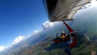 preview picture of video 'Flying High Gower Peninsula 2009'
