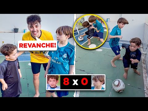 MEU IRMÃOZINHO FOI HUMILHADO EM CASA PELO MINI MESSI! 😱