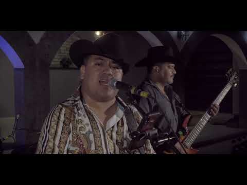 Seguimos Sumando - Carlos Vicente y Su Komando Norteño - Corridos y Canciones (En Vivo)