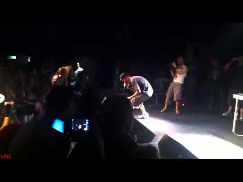 Struka ft. Rexxxona LIVE - Od nule @ 2012