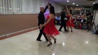 cha cha cha El Diablo anda suelto