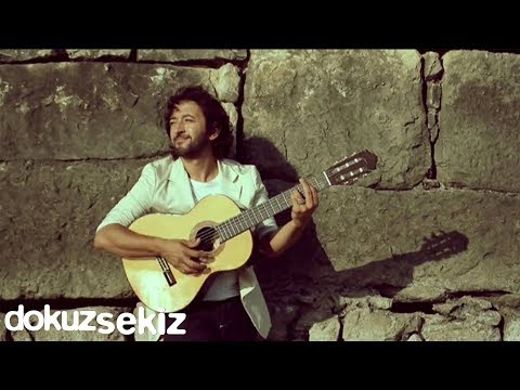 Sana Affetmek Yakışır Şarkı Sözleri – Fettah Can Lyrics In Turkish