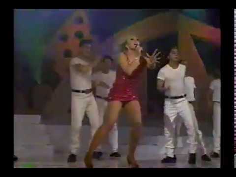 LAURA  LEON  LA REINA DE EL BAILE